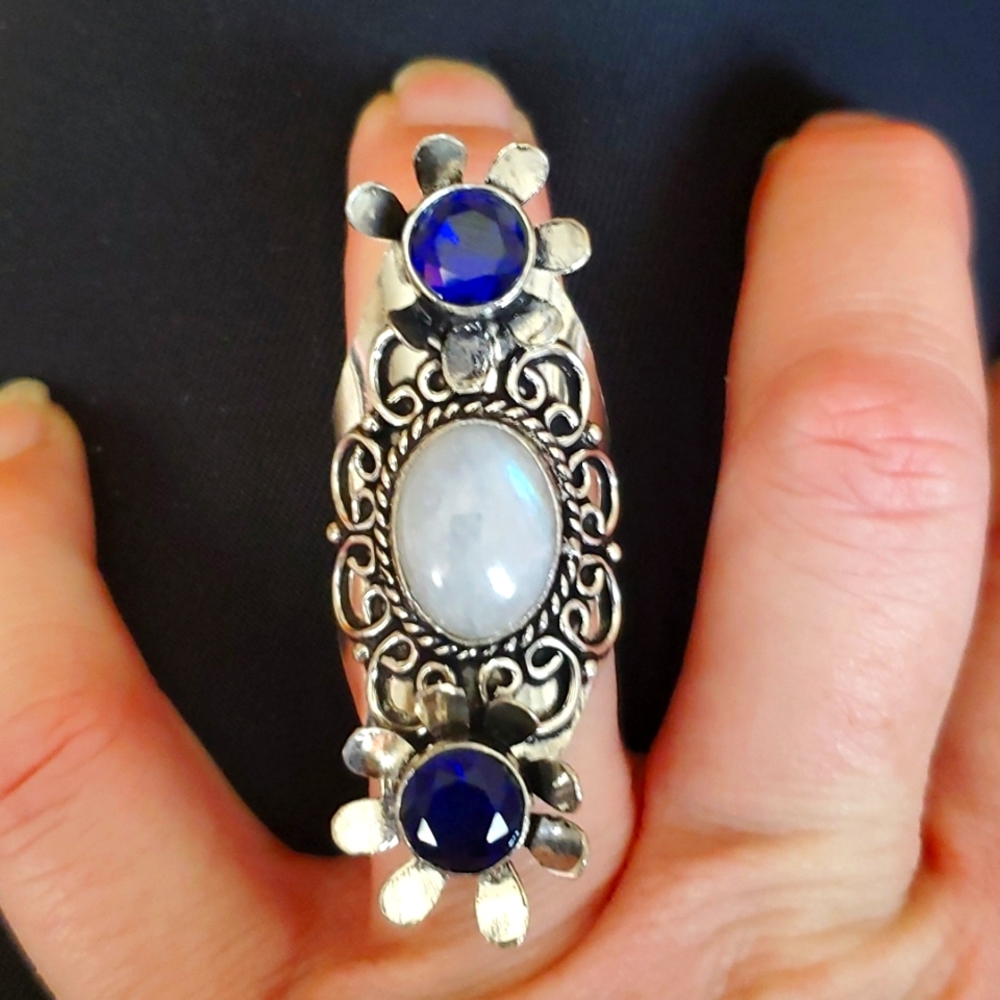 New Unique Rainbow Moonstone & London Blue Topaz 925 Silver Flowers Ring.
